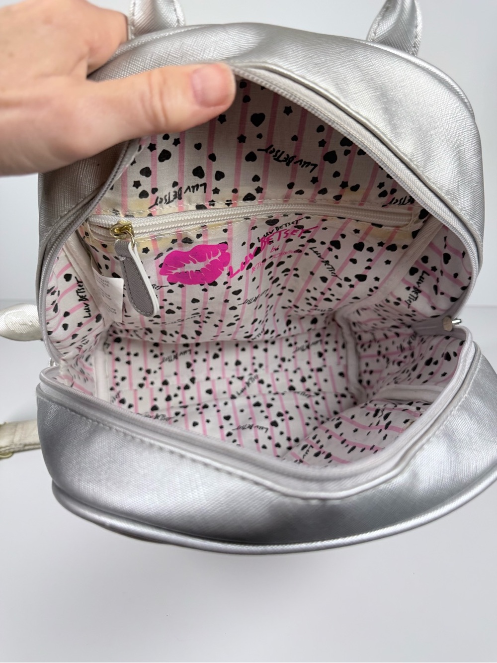 Betsey Johnson Luv Betsey White Ghost Casper Backpack Halloween Rare - Picture 10 of 16